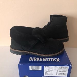 Birkenstock Bakki black leather shearling boot. Hydrophobic. Size: 8